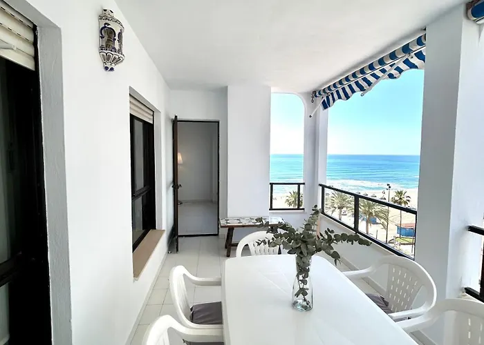 Apartamento Fuengirola Primera Linea De Playa * Fuengirola