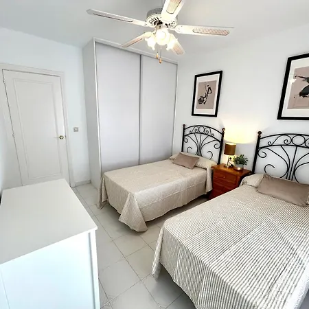 Apartamento Fuengirola Primera Linea De Playa